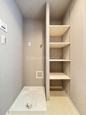 [@-