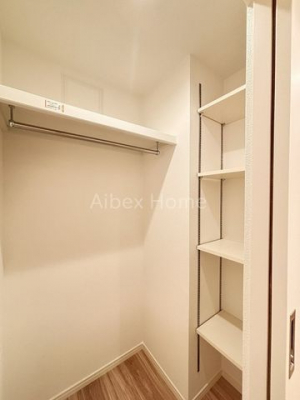 [@-