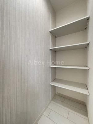 [@-
