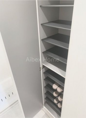 [@-