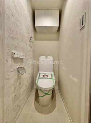 gC@-