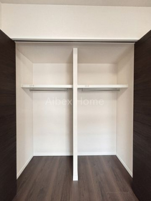 [@-