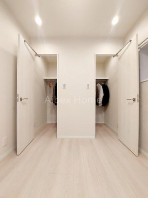 [@-