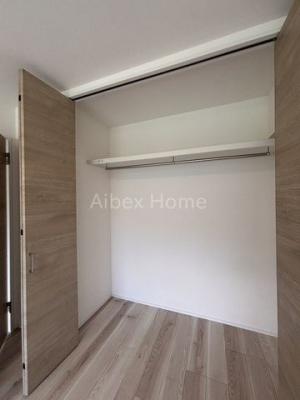 [@-