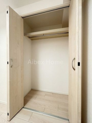 [@-