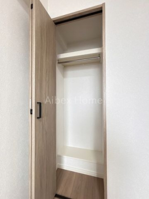 [@-