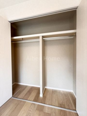 [@-