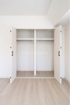 [@-