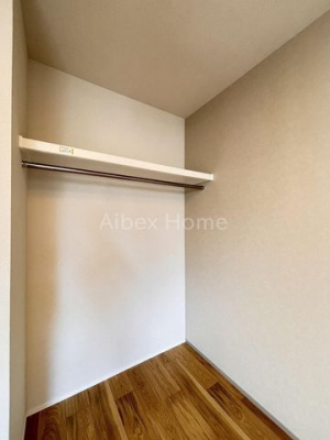 [@-