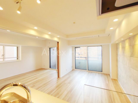 ���r���O�@-