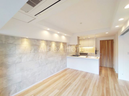 ���r���O�@-