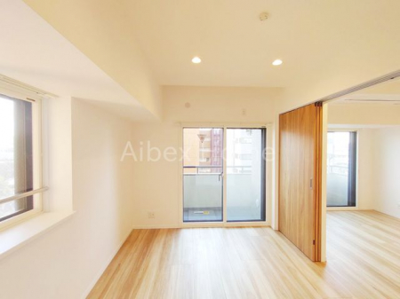 ���r���O�@-