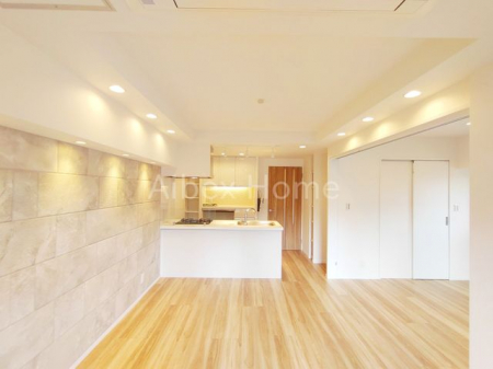 ���r���O�@-