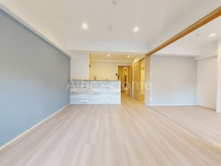 ���r���O�@-