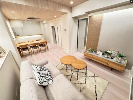 ���r���O�@-