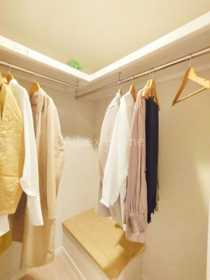 ���[�@�E�H�[�N�C���N���[�[�b�g