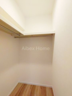 ���[�@�E�H�[�N�C���N���[�[�b�g