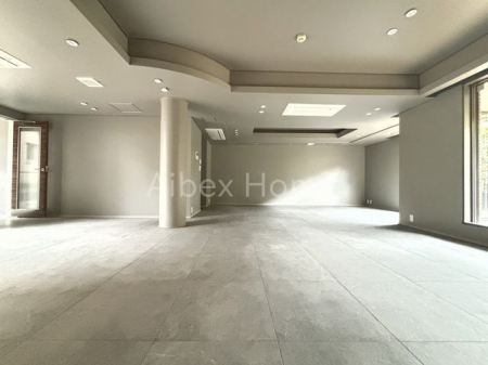 ���r���O�@-