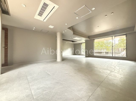 ���r���O�@-