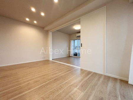 ���r���O�@-