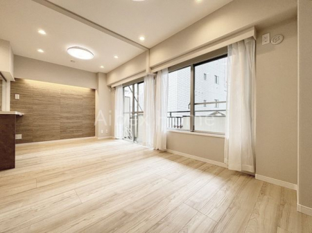 ���r���O�@-