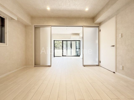 ���r���O�@-