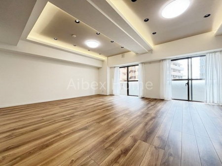 ���r���O�@-