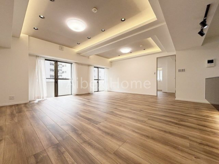 ���r���O�@-