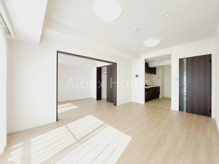 ���r���O�@-