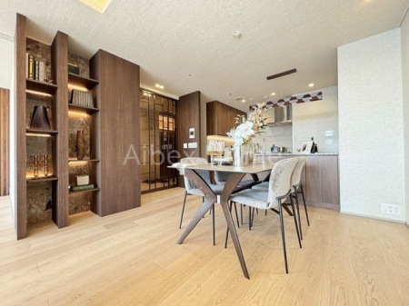 ���r���O�@-