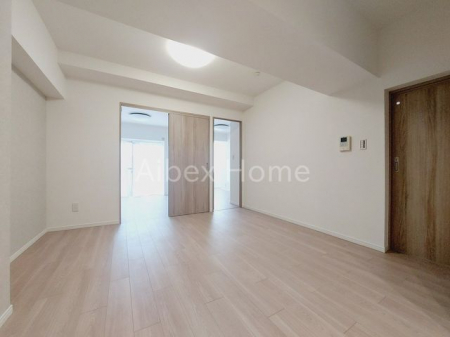 ���r���O�@-