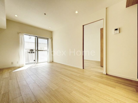 ���r���O�@-