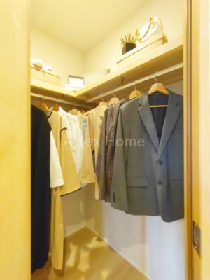 ���[�@�E�H�[�N�C���N���[�[�b�g