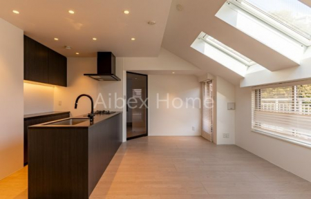 ���r���O�@-