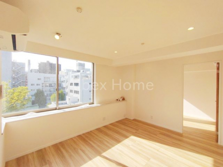 ���r���O�@-