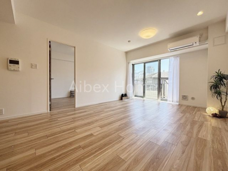 ���r���O�@-