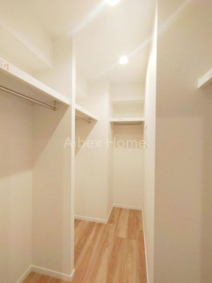 ���[�@�E�H�[�N�C���N���[�[�b�g