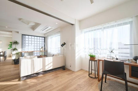 ���r���O�@-