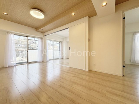 ���r���O�@-