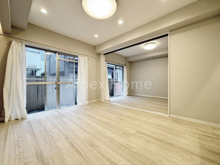 ���r���O�@-