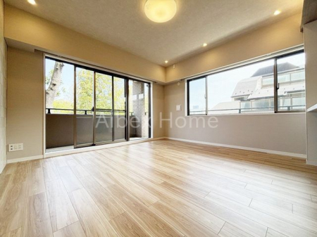 ���r���O�@-