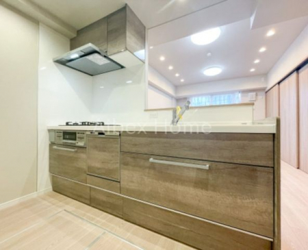 �L�b�`���@�ݔ�