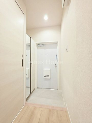 ���ց@-