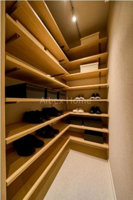 ���ց@�V���[�Y�C���N���[�[�b�g