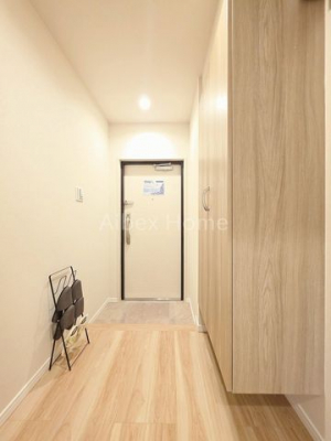 ���ց@-