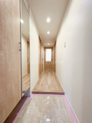 ���ց@-