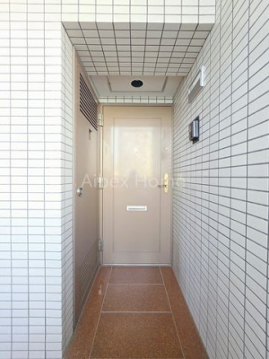 ���ց@-